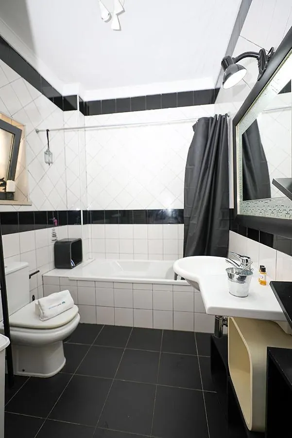 A64 - Barreira Holiday Flat In Lagos Apartment